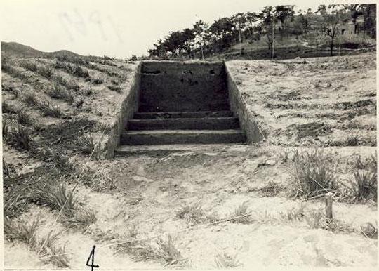 계단식 발굴 모습(1970년대)