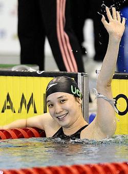 지난해 전국체전 수영 여자일반부 자유형 50m 결승에서 한국신기록으로 우승한 류윤지.