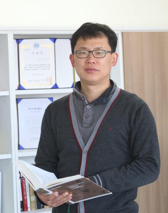 2013년 3월 인터비전을 창업한 김승현(41) 대표.