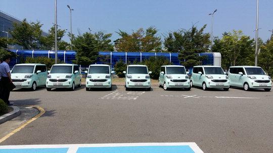  천안시는 올해 관용차량 7대를 전기자동차로 구입한다. 사진은 관용차량으로 도입된 전기차 모습. 사진=천안시 제공
