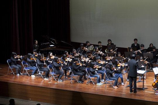  대전꿈의오케스트라는 3일부터 경기도 구리에서 열리는 '제1회 대한민국 청소년 교향악 축전' 에 대전 대표로 참가한다. 사진은 대전꿈의오케스트라 정기공연 모습. 사진=대전문화재단 제공
