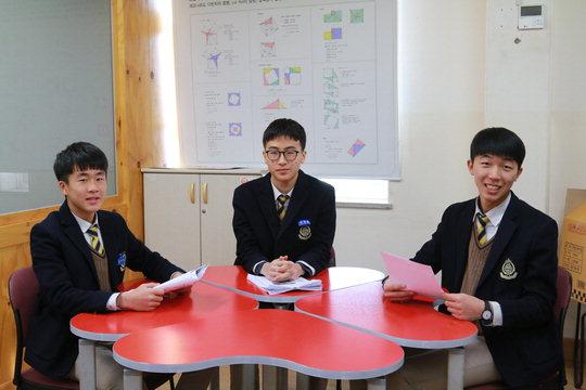  상산고에 합격한 대전삼육중 학생들. 왼쪽부터 길기진, 민정완, 김범진 학생.