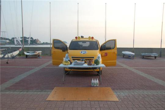 충남요트협회 정해천 회장이 보령 유소년 요트선수들을 위해 기증한 차량. 사진=보령시 제공
