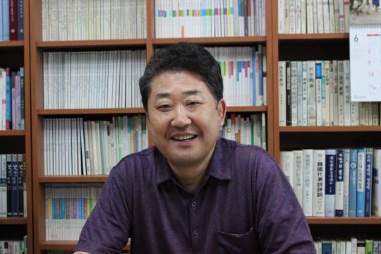 김완하 교수

