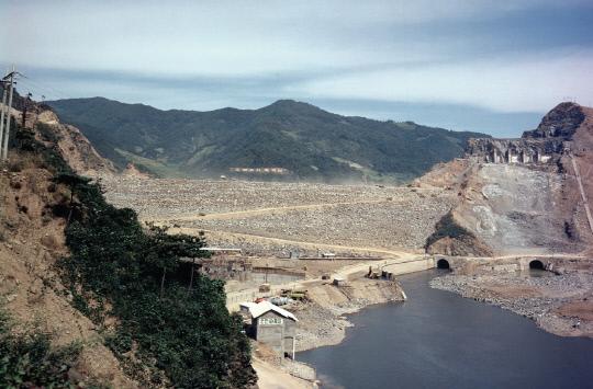 1971년 9월 7일 소양강댐 공사 전경. 사진=K-water 제공
