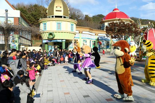 대전오월드가 아이들을 위한 행사를 열고 있다. 사진=대전시 제공
