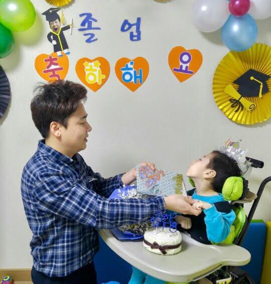 대전동부교육지원청은 지난 12일부터 14일까지 순회교육을 받고 있는 유아를 대상으로 희망의 졸업 및 수료식을 실시했다. 사진=대전시교육청 제공
