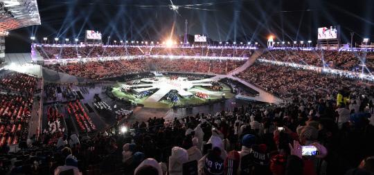 18일 평창동계패럴림픽 폐막식이 열린 평창 올림픽스타디움에서 식전공연이 펼쳐지고 있다. 한신협 공동취재단= 박승선 기자