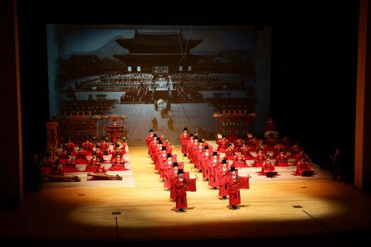 대전시립연정국악원은 오는 20일 오후 7시 30분 국악원 큰마당에서 제164회 정기공연 `국악 한마당`공연을 개최한다. 사진=대전시립연정국악원 제공
