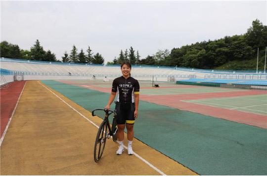 김하은(18·대전체고3) 선수가 대전체고에서 사이클 훈련을 하고 있다. 사진=대전시체육회 제공

