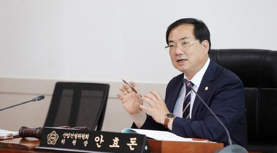 서산시의회 안효돈 산업건설위원장

