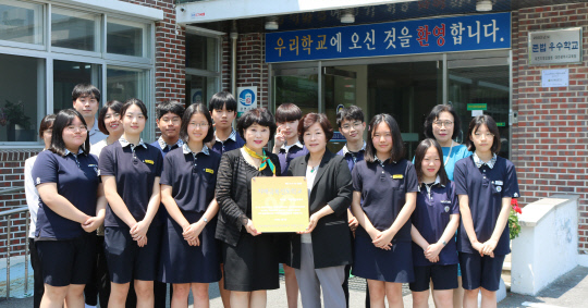 대전 월평중학교가 최근 치매극복 선도학교로 지정됐다. 사진=대전광역치매센터 제공 
