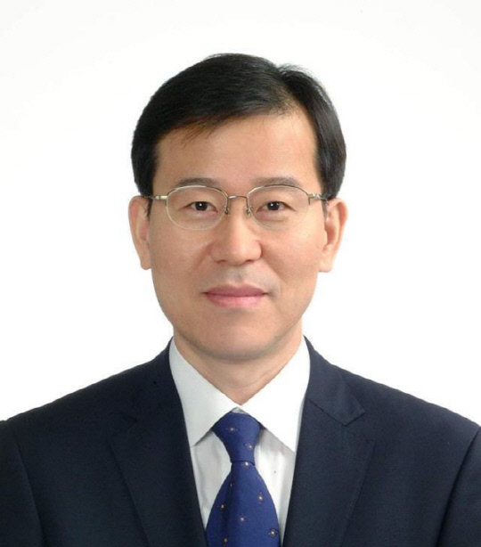 박근성(안과 전문의) 눈사랑안과 복합터미널점 대표원장