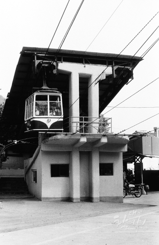1978년도 대전 중구 보문산케이블카가 운행되는 모습 사진=대전시 제공
