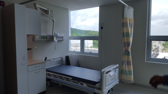세종충남대병원에 구축된 음압병실의 모습. 사진=천재상 기자
