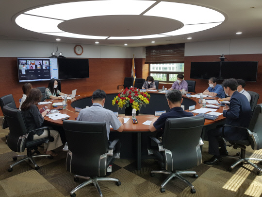 대전시교육청은 9일 `2020 교원업무경감 실무추진단 협의회`를 일부 원격으로 개최하고, 내년도 교육정책사업 정비에 나섰다.사진=대전시교육청 제공
