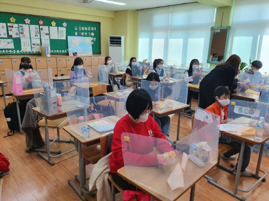 보은동광초등학교 진로박람회 운영모습. 사진=보은교육지원청 제공

