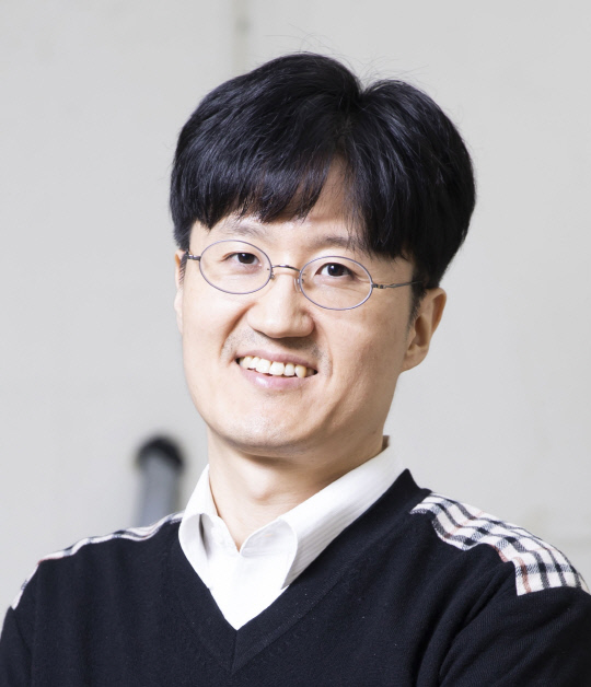 박홍규 IBS 분자 분광학 및 동력학 연구단 교수. 사진=IBS
