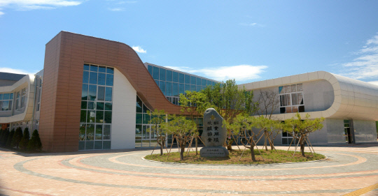 2020년 장평중학교와 청남중학교를 통합한 청양 정산중학교 전경. 사진=충남교육청