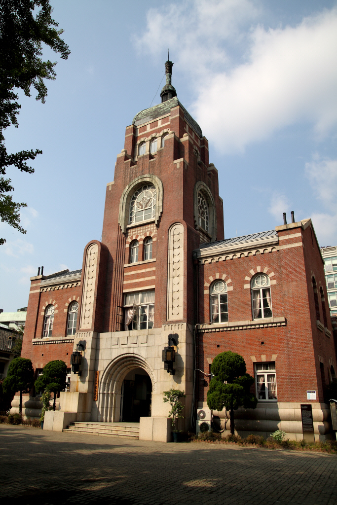 서울시 종로구 경운동의 천도교중앙대교당. 천도교는 이 건물 건축자금의 일부를 3.1운동과 임시정부에 지원했다. 사진=국가유산청