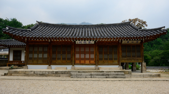 서울 강북구 우이동의 봉황각. 1910년 천도교에서 교인들의 교육과 수련을 위해 지은 건물로 이곳을 거쳐간 많은 인사들이 3.1만세운동과 독립운동에 헌신했다. 사진=국가유산청