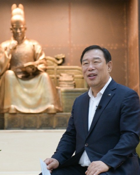 최민호 세종시장은 대선을 앞두고 지방소멸과 저출생·고령화, 정치진영 양극화의 위기를 넘어야 한다고 강조했다. 세종시 제공