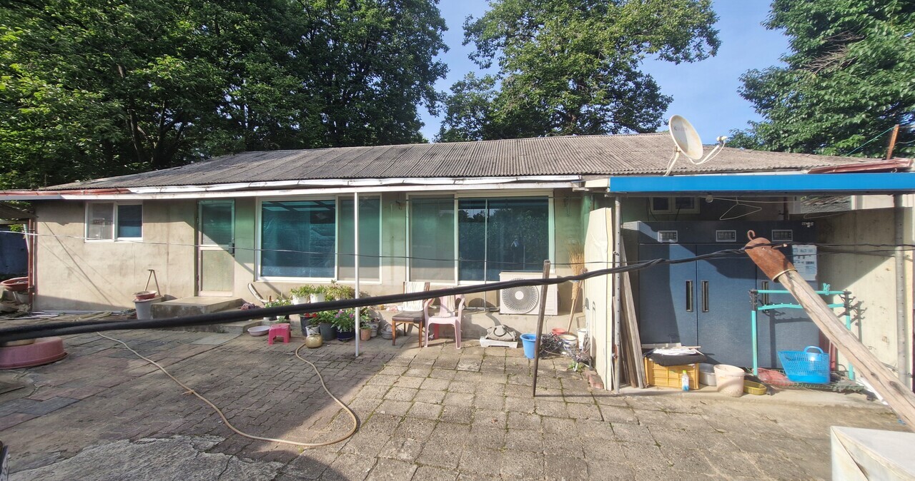 충북 청주시 상당구 가덕면 인차리의 신규식 생가는 아직도 옛건물의 골격이 그대로 남아있다. 이곳에서 태어난 신규식과 동생 신건식 모두 독립운동사에 큰 업적을 남겼다. 김재근 선임기자