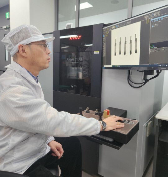 충남창경센터 육성기업 아썸닉스, 열방출 반도체 테스트 소켓 개발 착수 - 뉴스 썸네일 이미지