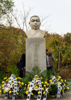 요녕성 관전현 연강촌의 양기하 장군 기념비. 블로그 간도유람기 갈무리
