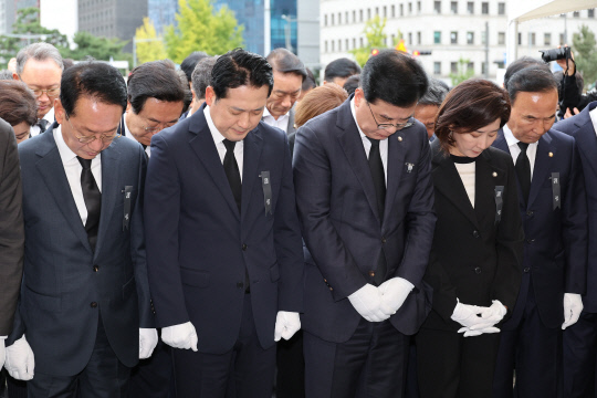 국힘, 국회에 양평 공무원 분향소 설치...'폭력수사 특검법' 당론 발의 - 뉴스 썸네일 이미지