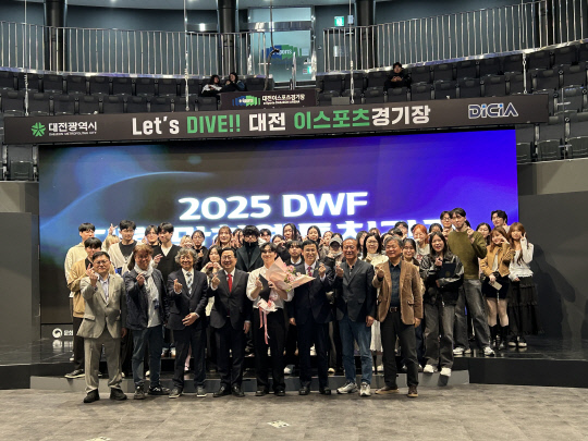 대학생 웹툰 축제 '제5회 대학만화웹툰최강전' 창작 인재들에게 희망 안... - 뉴스 썸네일 이미지