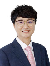유근준 한남대 사회혁신성장지원센터 교수