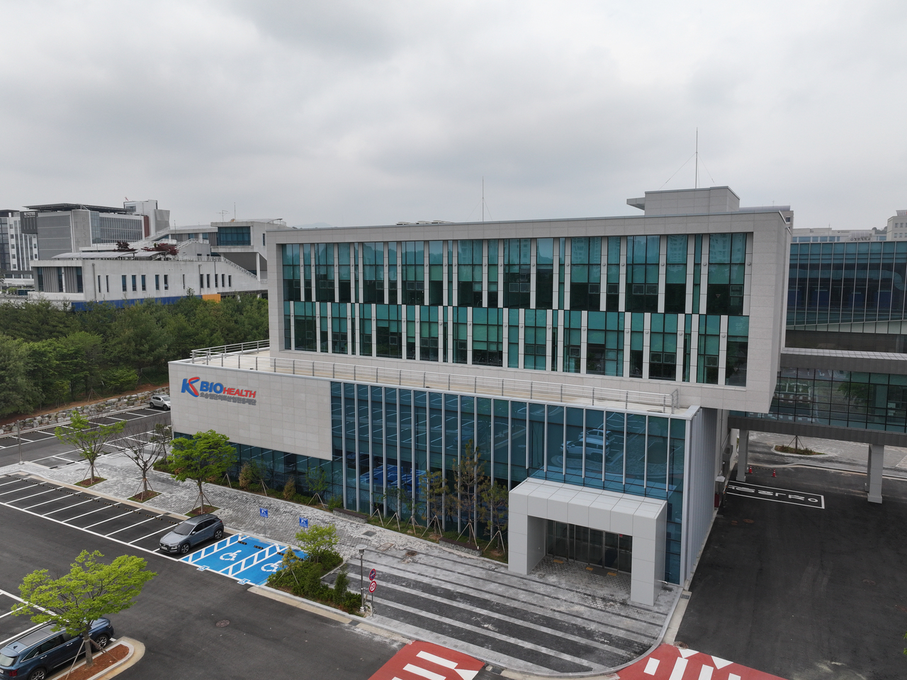 이명수 전 오송재단 이사장 사직...직무대행 체제 전환 - 뉴스 썸네일 이미지