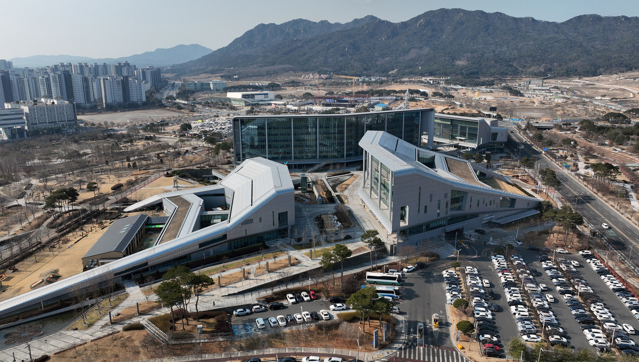 충남도, 수소산업 협력 거버넌스 구축 추진 - 뉴스 썸네일 이미지