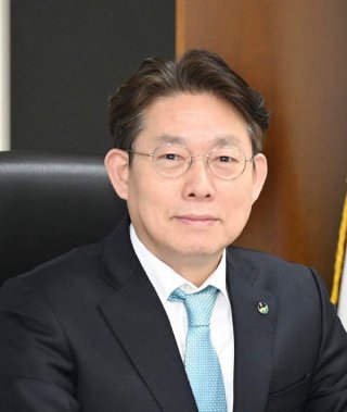 국민의힘 박노학 음성군수 예비후보 선관위 등록 - 뉴스 썸네일 이미지