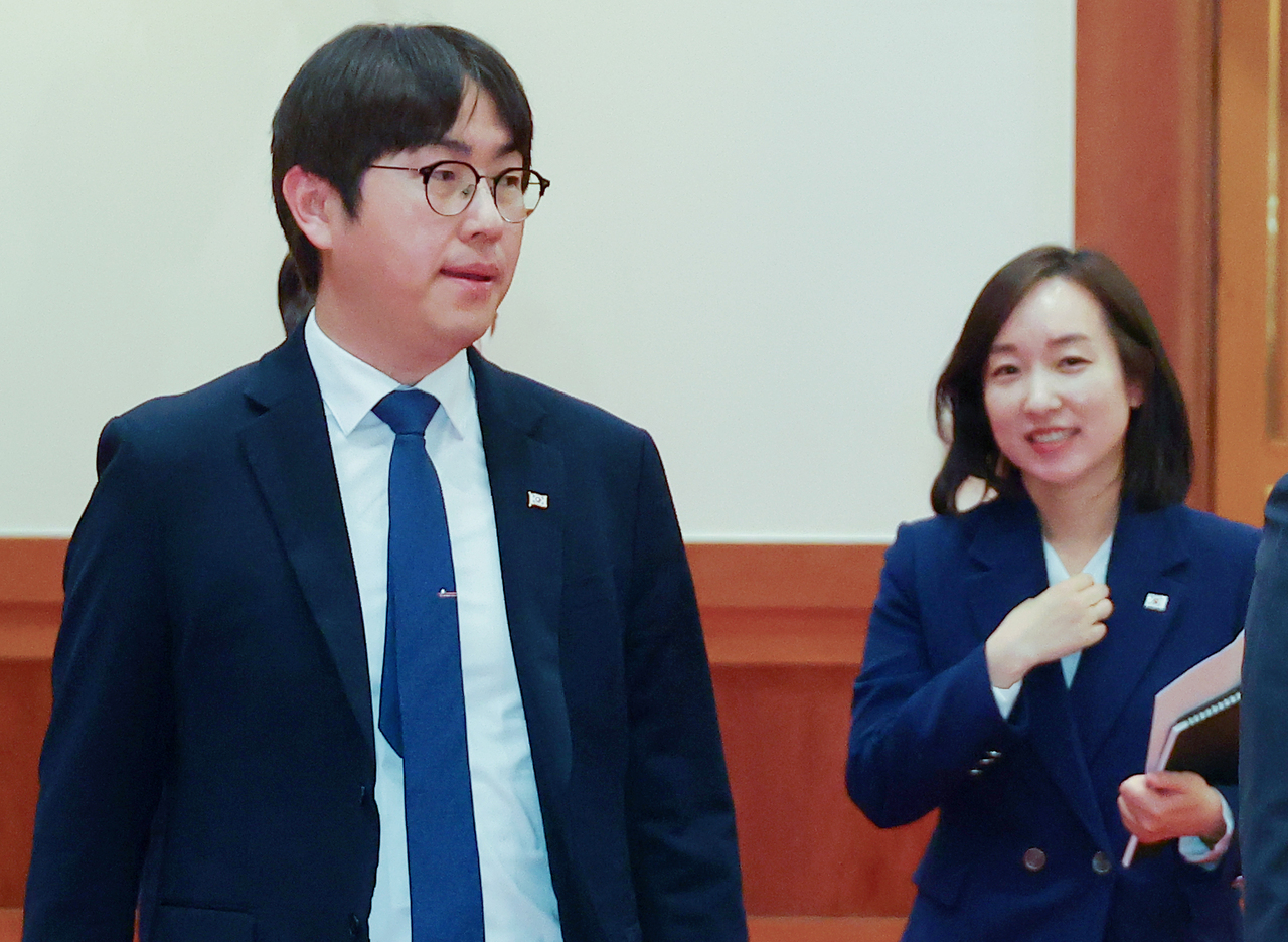 사표 쓴 하정우·전은수, 부산·충남 출마 유력... 정치권 판도 흔드나