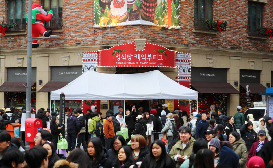 "70년 발자취 되짚는다"... 성심당, 지역과 함께한 성장의 시간 - 뉴스 썸네일 이미지