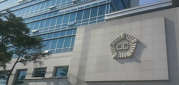 수개월 동급생 성추행 중학생… 법원 "부모가 1,800만 원 배상하라"
